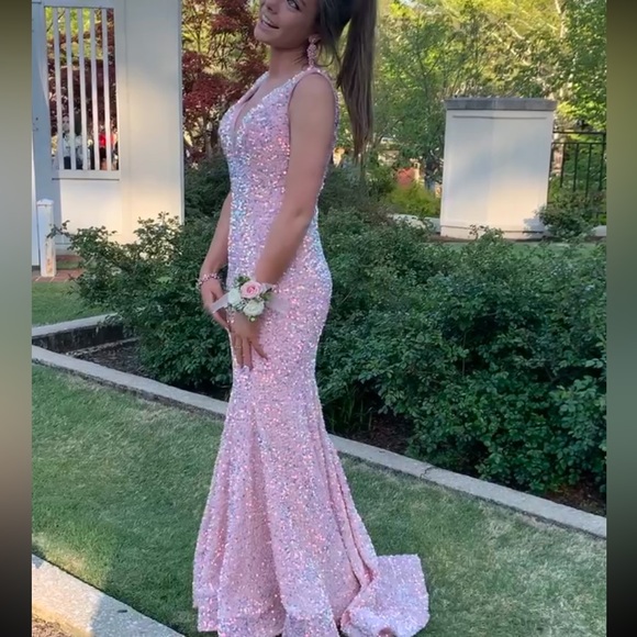 sherri hill, fits 0-2, altered to make train smaller - Picture 2 of 3